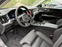 Volvo V60 T8 Plug-in hybrid AWD Plus Dark | Blis | Keyless | Elektrische stoelen | Stuur en stoel verwarming |