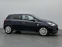 Opel Corsa 1.0 120 Jaar Edition 90pk | Navigatie | Climate Control | Cruise Control | Camera | 16"LMV | Stuur-/Stoel Verwarming | Parkeersensoren | Privacy Glas | Apple Carplay/Android Auto |