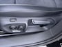 Volkswagen Passat Variant 1.5 eHybrid Business | Trekhaak | Achteruitrijcamera | Head-up display | 3-zone airco | Dodehoek detectie | Adaptieve cruise control | Stoel- en stuurwielverwarming |