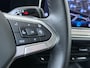 Volkswagen Passat Variant 1.5 eHybrid Business | Trekhaak | Achteruitrijcamera | Head-up display | 3-zone airco | Dodehoek detectie | Adaptieve cruise control | Stoel- en stuurwielverwarming |