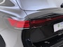 Volkswagen Passat Variant 1.5 eHybrid Business | Trekhaak | Achteruitrijcamera | Head-up display | 3-zone airco | Dodehoek detectie | Adaptieve cruise control | Stoel- en stuurwielverwarming |