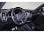 Volvo XC40 Recharge P8 AWD R-Design - IntelliSafe Assist & Surround - Verwarmde voorstoelen & stuur - Parkeersensoren achter - Elektr. bedienb. voorstoelen met geheugen links - Apple Carplay & Android Auto - Warmtepomp - Extra getint glas - 19' LMV