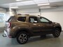 Dacia Duster 1.2 TCe Prestige Airco, Achteruitrijcamera, Navigatie, Elek Ramen/Spiegels, Cruise controle, Pdc V/A, Rondom zicht camera,, Lm velgen 16'', Trekhaak, Volledig dealer onderhouden, Nederlandse auto!! Bovag afleverpakket 695,-
