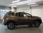 Dacia Duster 1.2 TCe Prestige Airco, Achteruitrijcamera, Navigatie, Elek Ramen/Spiegels, Cruise controle, Pdc V/A, Rondom zicht camera,, Lm velgen 16'', Trekhaak, Volledig dealer onderhouden, Nederlandse auto!! Bovag afleverpakket 695,-