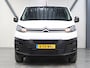Citroën E-Jumpy L3 136PK 75 kWh | NIEUW! | 3-Fase | AppleCarPlay/AndroidAuto | Airco | Armsteun | 3 Zits | Cruise Control | Laadvloer+ Betimmering | Parkeersensoren |
