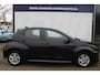 Mazda 2 Hybrid Toyota Yaris 1.5 Stuur- en Stoelverwarming l Apple Carplay/ Android auto l Keyless l Automaat l Parkeercamera l Cruise control l