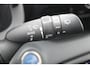 Mazda 2 Hybrid Toyota Yaris 1.5 Stuur- en Stoelverwarming l Apple Carplay/ Android auto l Keyless l Automaat l Parkeercamera l Cruise control l