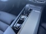 Volvo XC60 2.0 T6 Plug-in hybrid AWD Plus Dark 399pk Panoramadak / Camera / Leder / H/K Audio
