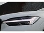 Volvo XC60 2.0 T6 Plug-in Hybrid AWD Plus Black Edition | Long Range PHEV | Facelift | Luchtvering | Panoramadak | Harman Kardon Audio | 21 inch Velgen | 360 Graden Camera | Stoel-/Stuurverwarming | Head-up Display