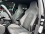 Volkswagen Golf 1.5 TSI R-Line Business+ licht rijbare voorschade