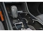 Volvo XC40 T5 AWD R-Design Intro Edition - Panorama/schuifdak - IntelliSafe Assist & Surround - 360º Camera - Harman/Kardon audio - Adaptieve LED koplampen - Verwarmde voorstoelen, stuur & achterbank - Parkeersensoren voor & achter - Elektr. bedienb. voorstoelen met geheugen links - Draadloze tel. lader - Standkachel - Extra getint glas - Elektr. inklapbare trekhaak - 20' LMV