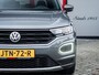 Volkswagen T-Roc 2.0 TSI 4Motion Sport 190PK | Camera | Navigatie | Apple Carplay | Android Auto | Adaptieve Cruise Control | Stoelverwarming | Stuurwiel Verwarmd | Keyless Entry & GO | LED Koplampen | Climate Control | Flippers | Sportstoelen |