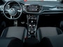Volkswagen T-Roc 2.0 TSI 4Motion Sport 190PK | Camera | Navigatie | Apple Carplay | Android Auto | Adaptieve Cruise Control | Stoelverwarming | Stuurwiel Verwarmd | Keyless Entry & GO | LED Koplampen | Climate Control | Flippers | Sportstoelen |