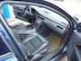 Volvo V70 2.5T MOMENTUM,AUT,TREKH,XENON,17 INCH,ORG NL TOPSTAAT!