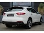 Maserati Levante 3.0 V6 S AWD GranLusso 430pk Stoelverwarming/Luchtvering/Navigatie