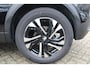 Peugeot e-2008 EV 50kWh 136pk GT I Camera achter I Parkeersensoren I Cruise Control I NAVI I DAB+ I Airco
