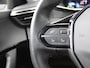 Peugeot e-2008 EV Allure Pack 50 kWh | Apple Carplay / Camera / Climate