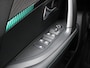 Peugeot e-2008 EV Allure Pack 50 kWh | Apple Carplay / Camera / Climate