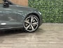 Volvo V60 T6 AWD Recharge Ultra Dark
