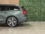 Volvo V60 T6 AWD Recharge Ultra Dark