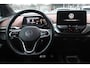 Volkswagen ID.4 77kWh *Pro* | Carplay Adaptive Cruise & Climate Control | Camera | Stoelverwarming | PDC | Half Leder | Navigatie | Bluetooth |