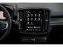 Volvo EC40 Single Motor Extended Range Ultra Black Edition | Europa | 82 kWh | Panoramadak | Keyless | Harman Kardon Audio | Elektrische Achterklep | 360 camera | Stoel-/Stuurverwarming | Adaptieve Cruise | Getint Glas | Luxe Bekleding |