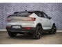 Volvo EC40 Single Motor Extended Range Ultra Black Edition | Europa | 82 kWh | Panoramadak | Keyless | Harman Kardon Audio | Elektrische Achterklep | 360 camera | Stoel-/Stuurverwarming | Adaptieve Cruise | Getint Glas | Luxe Bekleding |
