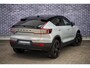 Volvo EC40 Single Motor Extended Range Ultra Black Edition | Europa | 82 kWh | Panoramadak | Keyless | Harman Kardon Audio | Elektrische Achterklep | 360 camera | Stoel-/Stuurverwarming | Adaptieve Cruise | Getint Glas | Luxe Bekleding |