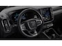 Volvo EC40 Single Motor Extended Range Ultra Black Edition | Europa | 82 kWh | Panoramadak | Keyless | Harman Kardon Audio | Elektrische Achterklep | 360 camera | Stoel-/Stuurverwarming | Adaptieve Cruise | Getint Glas | Luxe Bekleding |