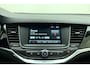 Opel Astra Sports Tourer 1.2 Design & Tech | Navigatie | Climate control | Parkeersensoren | AGR Stoel | Extra getint glas | Lichtmetalen velgen | Cruise control