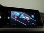 Volkswagen Golf 1.0 TSI Life 110 pk | Navigatie | Parkeersensoren | Adaptieve cruise control | LED koplampen | Apple Carplay/Android Auto |