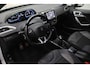 Peugeot 2008 1.2 PureTech Allure 2016 | Goed Onderhouden | Trekhaak | Carplay | DAB Radio | Navigatie | Onderhoudshistorie | Multifucntioneel Stuurwiel | 2 Sleutels | NAP