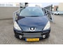 Peugeot 307 1.6-16V Oxygo MEENEEMPRIJS/EXPORT/HANDEL Navigatie/Climate control/Cruise control