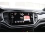 Volkswagen T-Roc 1.5 TSI 150pk Sport Business R | Navigatie | Stoelverwarming | Parkeersensoren | Adaptieve Cruise
