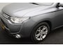 Mitsubishi Outlander 2.0 Instyle 4WD 2013 | Trekhaak | Airco | Cruise Control | Xenon | Elektrisch Verstelbare Stoelen | Stoelverwarming | Schuifkantel Dak | Nationale Autopas
