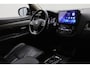 Mitsubishi Outlander 2.0 Instyle 4WD 2013 | Trekhaak | Airco | Cruise Control | Xenon | Elektrisch Verstelbare Stoelen | Stoelverwarming | Schuifkantel Dak | Nationale Autopas