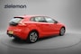 Volvo V40 1.5 T2 Nordic + Automaat - Stoelverw. Navi, Clima, Half Leer, Trekhaak