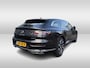 Volkswagen Arteon Shooting Brake 1.4 TSI 218 pk eHybrid R-Line DSG Automaat / Trekhaak / Panoramadak / Lederen interieur / IQ LED verlichting / Navigatie Discover Pro Interieur voorverwarming