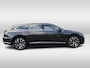 Volkswagen Arteon Shooting Brake 1.4 TSI 218 pk eHybrid R-Line DSG Automaat / Trekhaak / Panoramadak / Lederen interieur / IQ LED verlichting / Navigatie Discover Pro Interieur voorverwarming