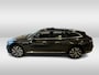 Volkswagen Arteon Shooting Brake 1.4 TSI 218 pk eHybrid R-Line DSG Automaat / Trekhaak / Panoramadak / Lederen interieur / IQ LED verlichting / Navigatie Discover Pro Interieur voorverwarming
