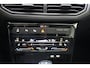 Volkswagen T-Cross 1.0 TSI Life Goal Automaat Navigatie | Trekhaak | Side Assist | Climate Control | Stoelverwarming