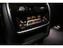 BMW X5 xDrive50e / Orig. Nederlands / Maxton Design Bodykit V.2 / Skylounge Panoramadak / Stoelkoeling & -verwarming / Elektr. verstelbare voorstoelen + memory / Carbon Interieurdelen / Harman Kardon Surround Sound / Ambienteverlichting / Softclose / HUD BMW Proffesional / Grille Iconic Glow / Luchtvering / Apple Carplay - Android Auto / Trekhaak (zwenkbaar) / 22'' LMV / Achteruitrijcamera / Dodehoek detectie / Ambient Air-pakket