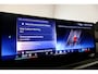 BMW X5 xDrive50e / Orig. Nederlands / Maxton Design Bodykit V.2 / Skylounge Panoramadak / Stoelkoeling & -verwarming / Elektr. verstelbare voorstoelen + memory / Carbon Interieurdelen / Harman Kardon Surround Sound / Ambienteverlichting / Softclose / HUD BMW Proffesional / Grille Iconic Glow / Luchtvering / Apple Carplay - Android Auto / Trekhaak (zwenkbaar) / 22'' LMV / Achteruitrijcamera / Dodehoek detectie / Ambient Air-pakket