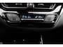 Toyota C-HR 1.8 Hybrid Style Luxury | Rijklaar | Stoelverwarming | JBL | Climate control | Apple/ Android | Dodehoekdetectie |