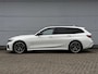 BMW 3-Serie Touring M340i xDrive | Panodak | Laser | Trekhaak | Driving Assistant Prof | 19 inch |