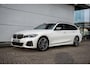 BMW 3-Serie Touring M340i xDrive | Panodak | Laser | Trekhaak | Driving Assistant Prof | 19 inch |