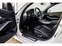 BMW 3-Serie Touring M340i xDrive | Panodak | Laser | Trekhaak | Driving Assistant Prof | 19 inch |
