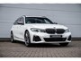 BMW 3-Serie Touring M340i xDrive | Panodak | Laser | Trekhaak | Driving Assistant Prof | 19 inch |