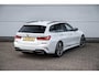 BMW 3-Serie Touring M340i xDrive | Panodak | Laser | Trekhaak | Driving Assistant Prof | 19 inch |