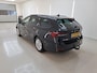 Skoda Octavia Combi 1.0 e-TSI Sport Business Trekhaak Navigatie Apple Carplay/ Android Auto Parkeersensoren Full led Virtual Cockpit Cruise control Climate control Lichtmetalen velgen Getinte ramen